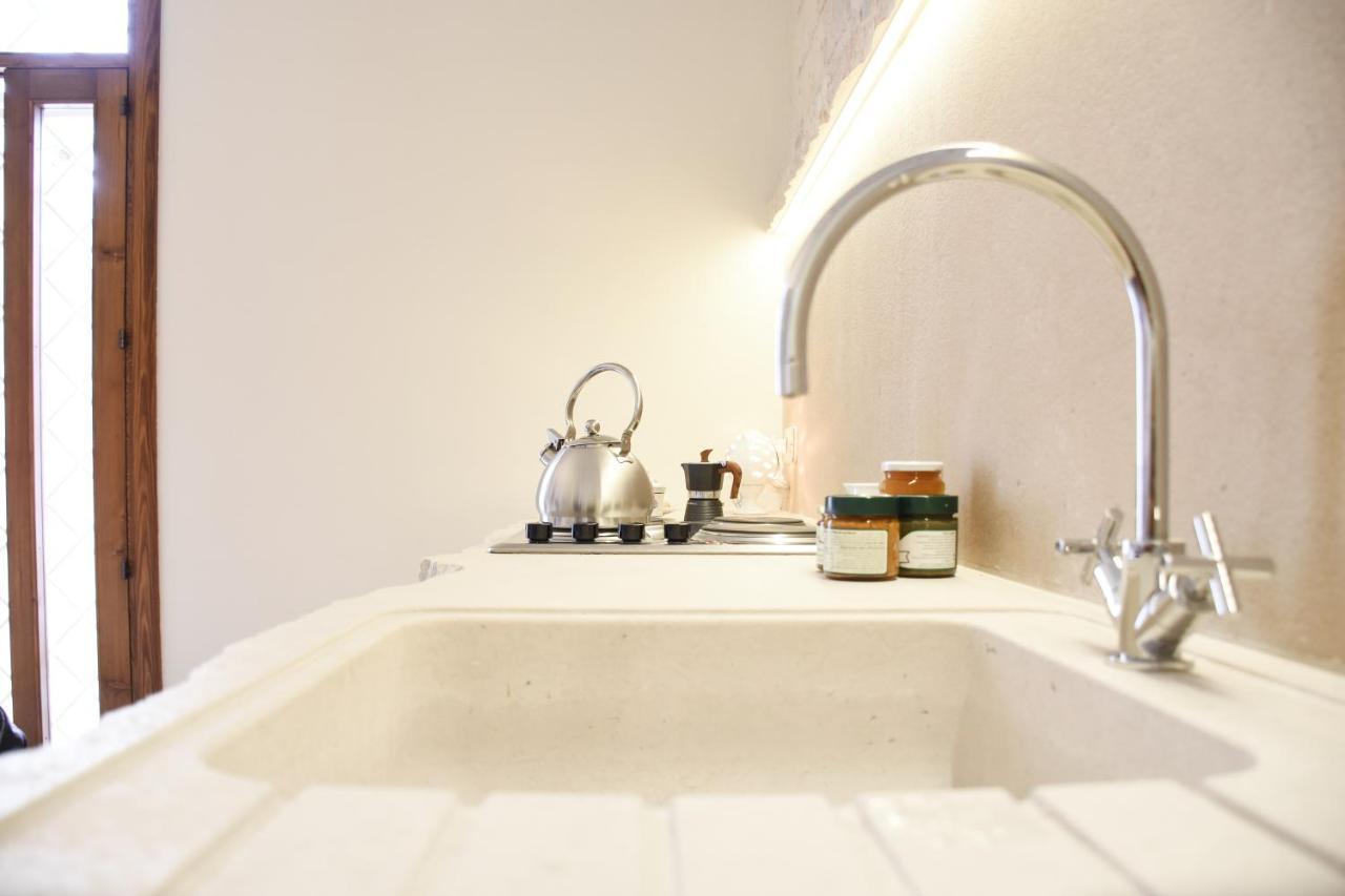 Trulli E Puglia Luxury Suite Alberobello Ngoại thất bức ảnh